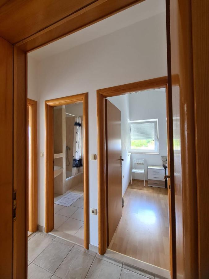Oasis Of Peace Apartment โอมิช ภายนอก รูปภาพ