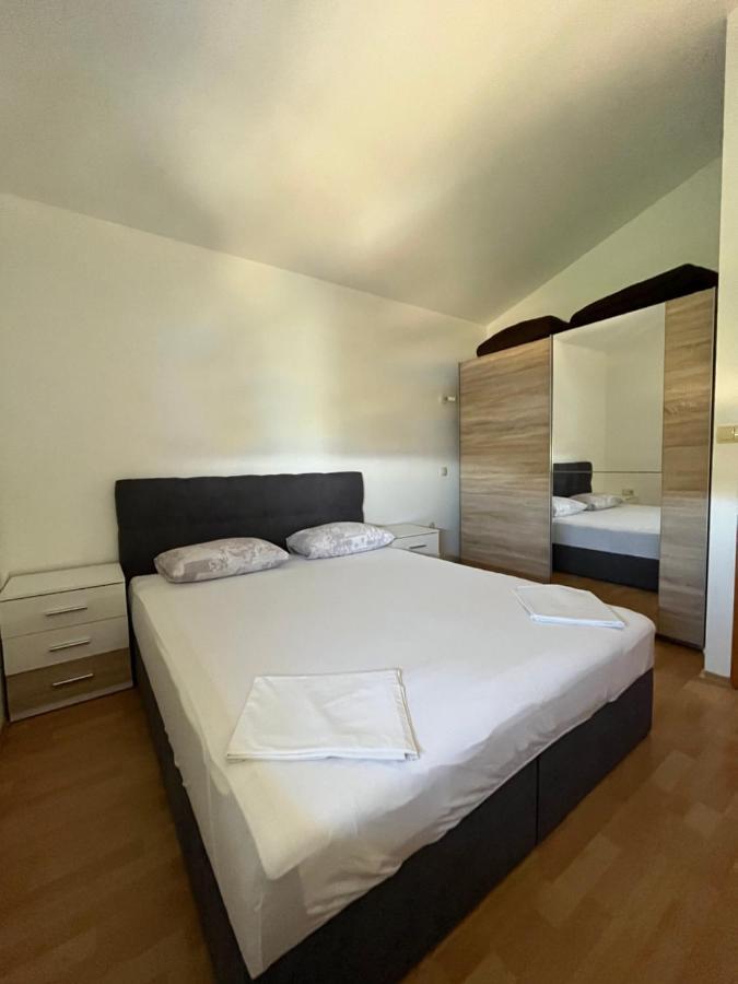 Oasis Of Peace Apartment โอมิช ภายนอก รูปภาพ