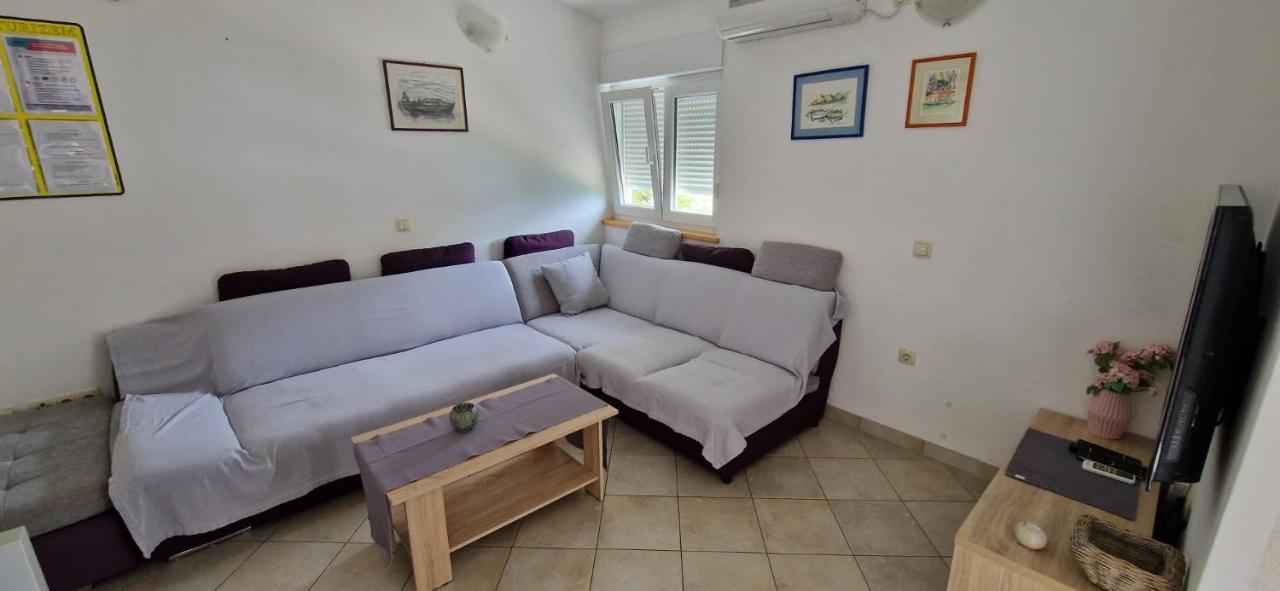 Oasis Of Peace Apartment โอมิช ภายนอก รูปภาพ