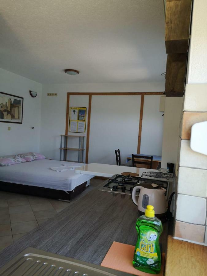 Oasis Of Peace Apartment โอมิช ภายนอก รูปภาพ