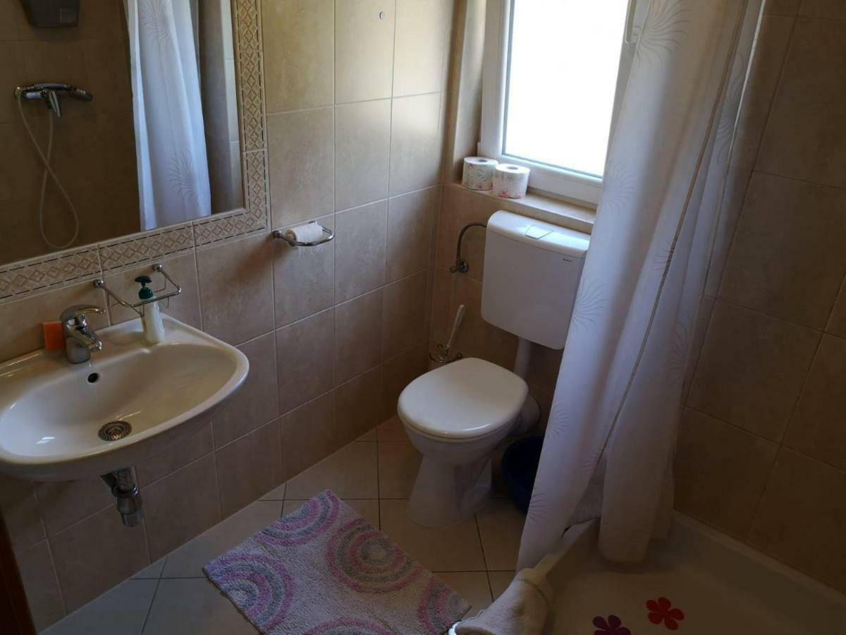 Oasis Of Peace Apartment โอมิช ภายนอก รูปภาพ
