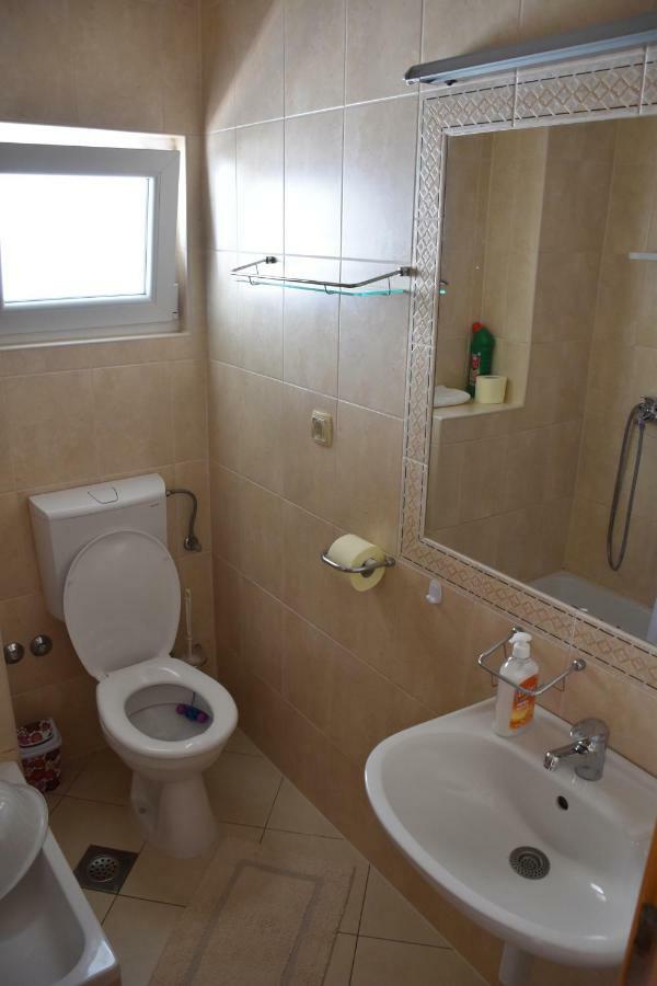 Oasis Of Peace Apartment โอมิช ภายนอก รูปภาพ